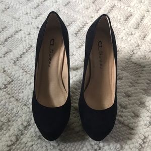Chinese Laundry black suede pumps